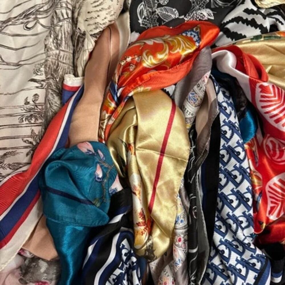 Brand NEW Scarf Mystery Box Lot Bundle - 10 Printed Fashion Scarves